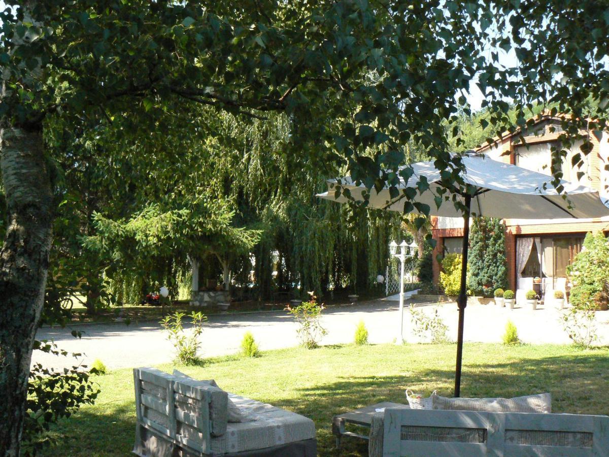 La Caldamente Bed & Breakfast Rieux-de-Pelleport Exterior photo